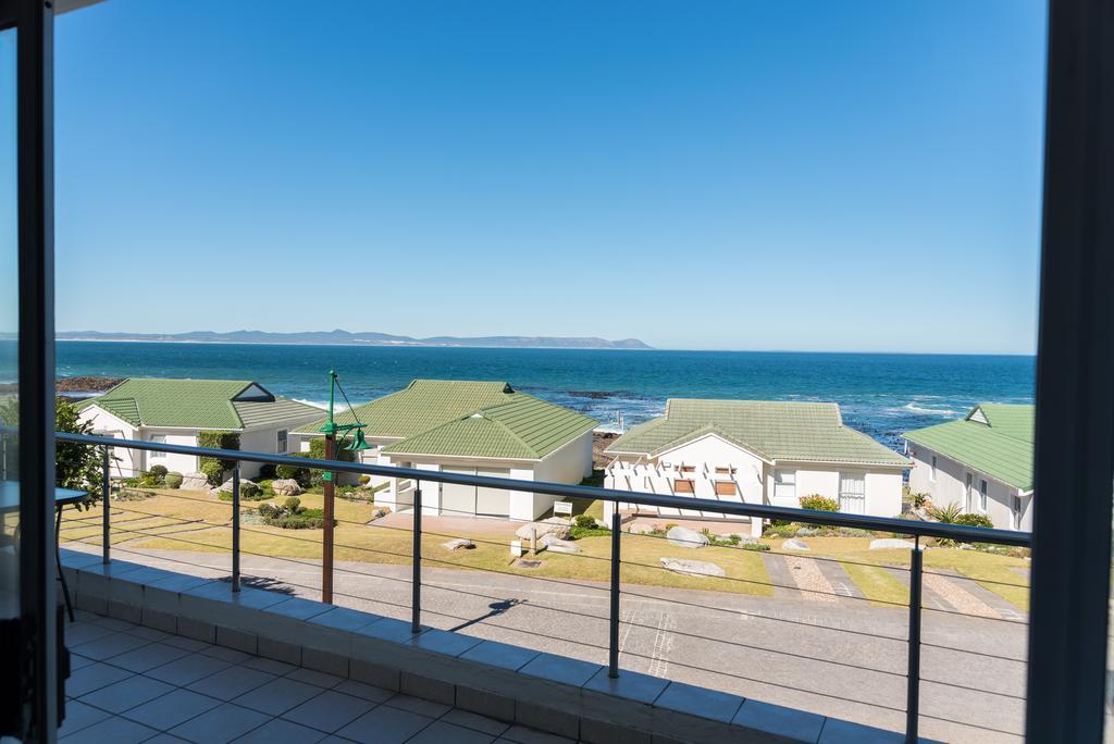 Whale View Self Catering Apartment 赫曼努斯 外观 照片